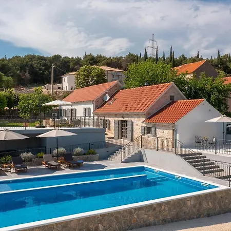 Casa Di Pietra Villa