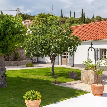 Casa Di Pietra * Sibenik