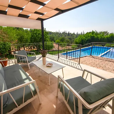 Casa Di Pietra Villa